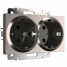 W1172002 Werkel ორმაგი ბუდე დამიწით (დავარცხნილი ნიკელი)