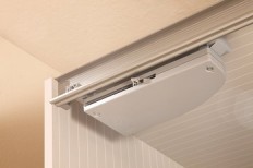 Доводчик для шкафов-купе GALAXY (Ясень Абиско) 26S79C99